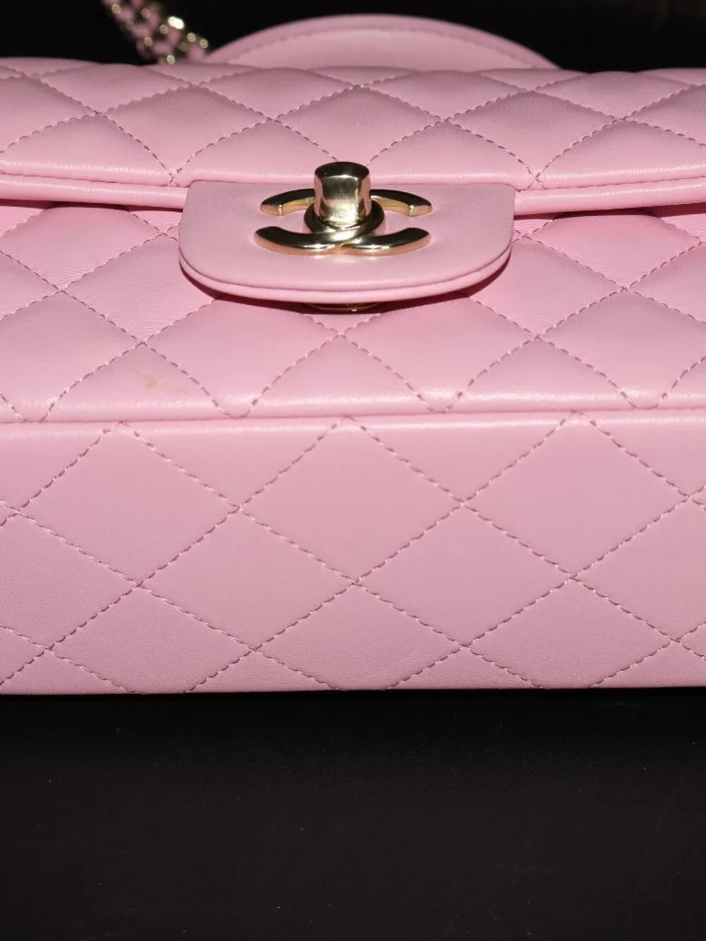 CHANEL excellent beautiful